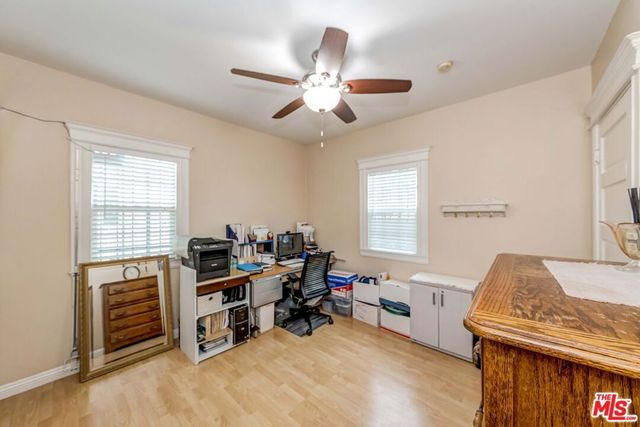 1520 S New Hampshire Avenue, Los Angeles, CA 90006