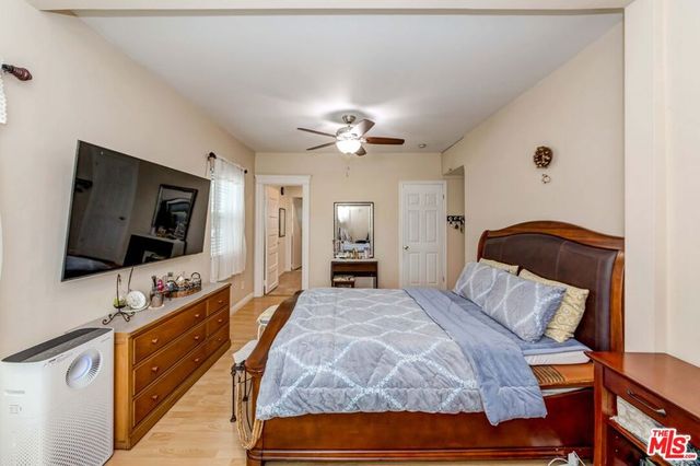 1520 S New Hampshire Avenue, Los Angeles, CA 90006