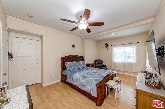 1520 S New Hampshire Avenue, Los Angeles, CA 90006