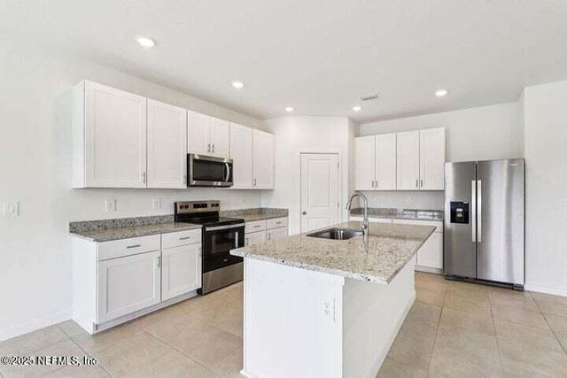 3298 LAGO VISTA Drive, Green Cove Springs, FL 32043