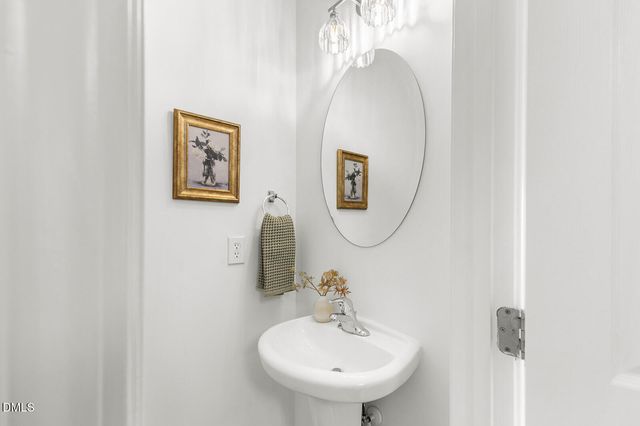 1725 Tw Alexander Drive Unit 805, Durham, NC 27703