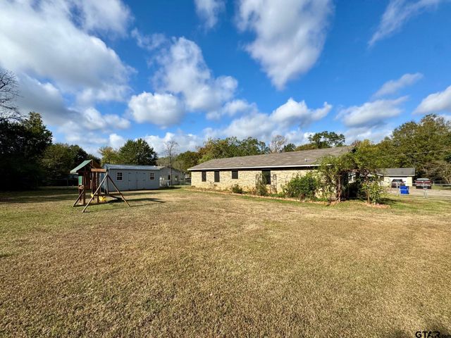 227 Woodland Circle, Crockett, TX 75835