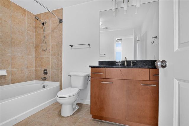 3300 Windy Ridge Parkway SE 913, Atlanta, GA 30339