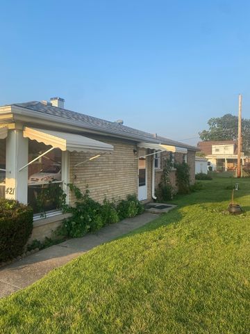 421 Hyde Park Avenue, Hillside, IL 60162