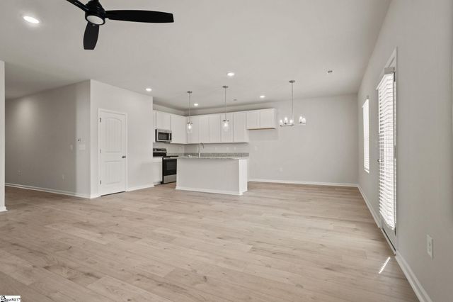 611 Silver Fir Street, Piedmont, SC 29673