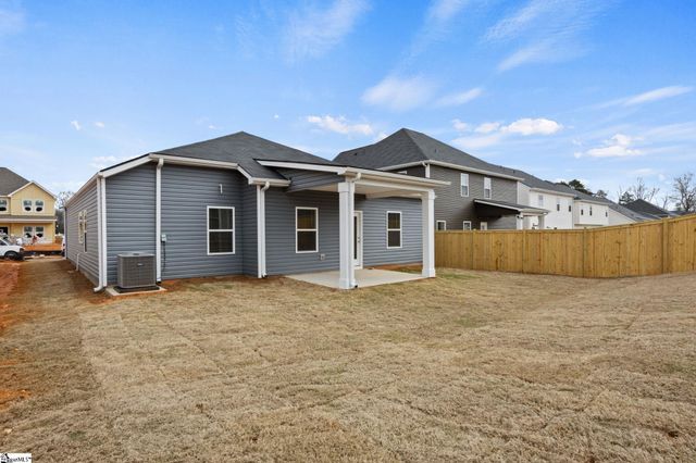 611 Silver Fir Street, Piedmont, SC 29673