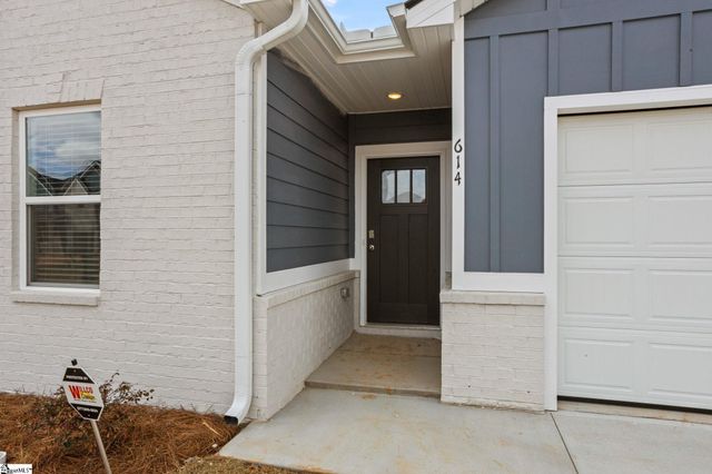 611 Silver Fir Street, Piedmont, SC 29673