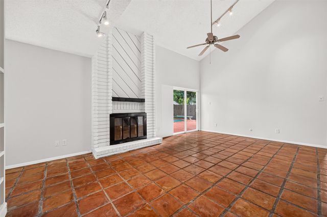 12826 Palm Desert Lane, Houston, TX 77099