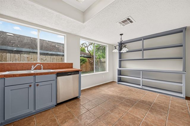 12826 Palm Desert Lane, Houston, TX 77099