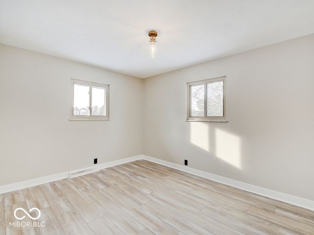 3524 S Morgantown Road, Greenwood, IN 46143