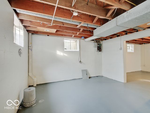 3524 S Morgantown Road, Greenwood, IN 46143