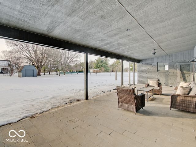 3524 S Morgantown Road, Greenwood, IN 46143