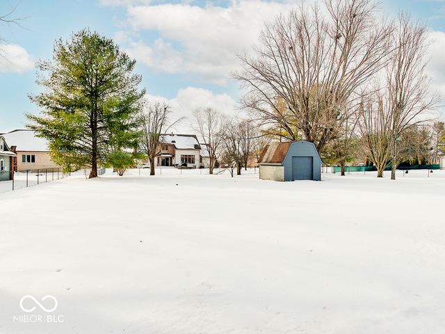 3524 S Morgantown Road, Greenwood, IN 46143