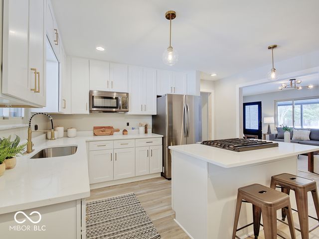 3524 S Morgantown Road, Greenwood, IN 46143