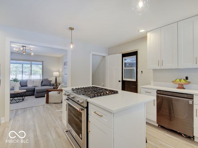 3524 S Morgantown Road, Greenwood, IN 46143