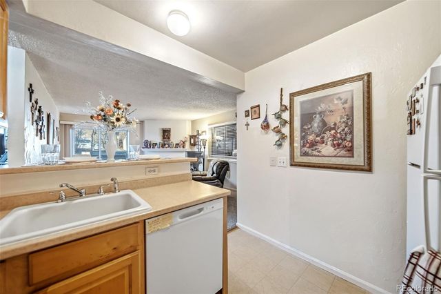 14806 E 2nd Avenue 104G, Aurora, CO 80011