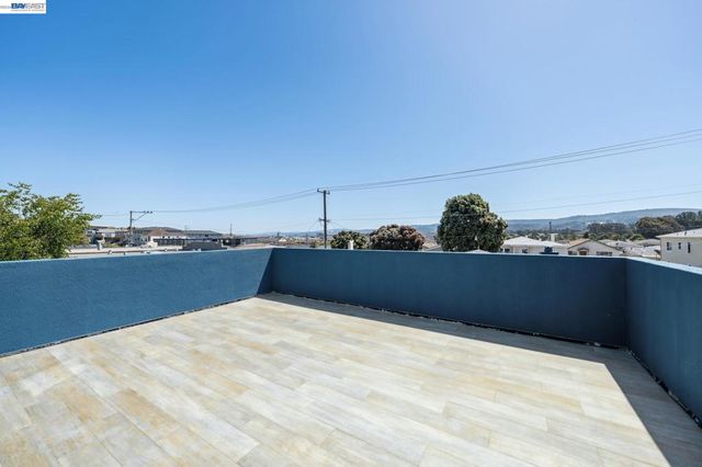 718 Baden Ave, South San Francisco, CA 94080