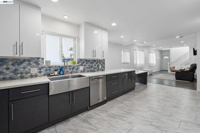 718 Baden Ave, South San Francisco, CA 94080