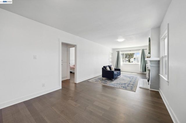 718 Baden Ave, South San Francisco, CA 94080