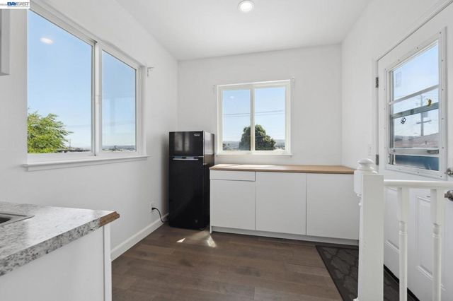 718 Baden Ave, South San Francisco, CA 94080