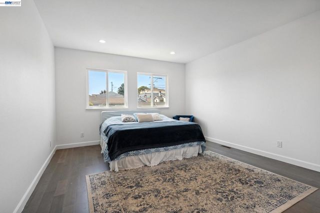 718 Baden Ave, South San Francisco, CA 94080