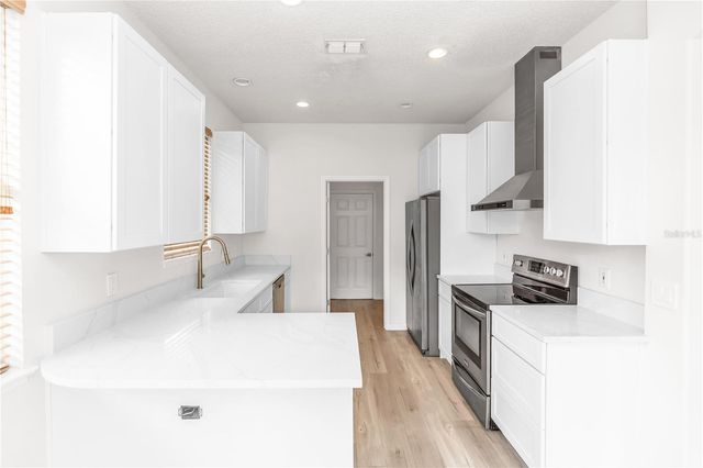 1016 LAKE BISCAYNE WAY, Orlando, FL 32824