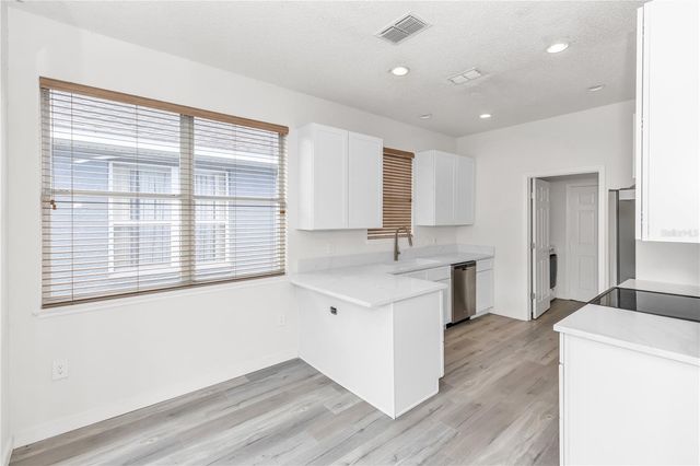 1016 LAKE BISCAYNE WAY, Orlando, FL 32824