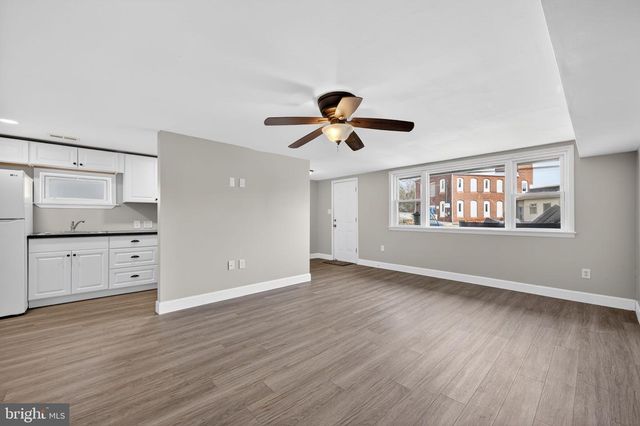 562B HULMEVILLE AVE, Penndel, PA 19047