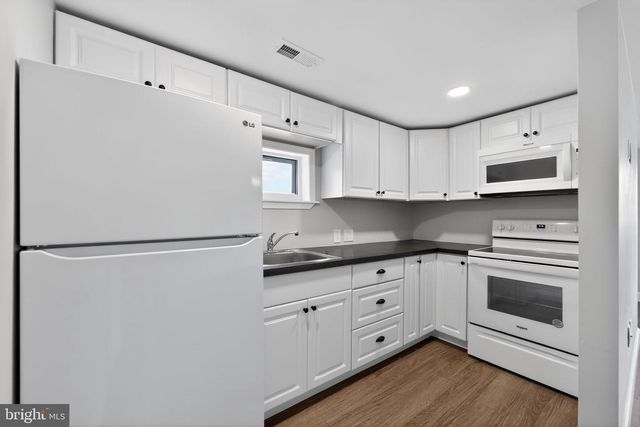 562B HULMEVILLE AVE, Penndel, PA 19047