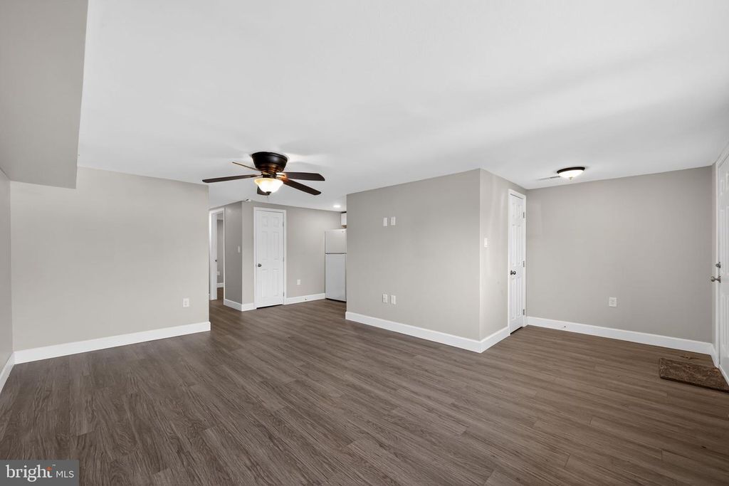 562B HULMEVILLE AVE, Penndel, PA 19047