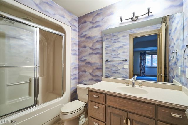 4120 Lochness Circle NW, Canton, OH 44718