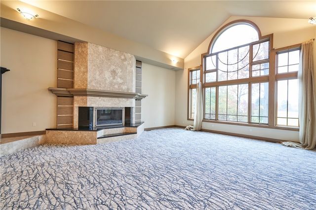 4120 Lochness Circle NW, Canton, OH 44718