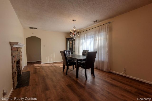 25002 Donald, Redford Charter Township, MI 48239