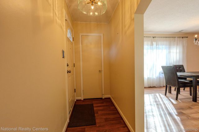 25002 Donald, Redford Charter Township, MI 48239