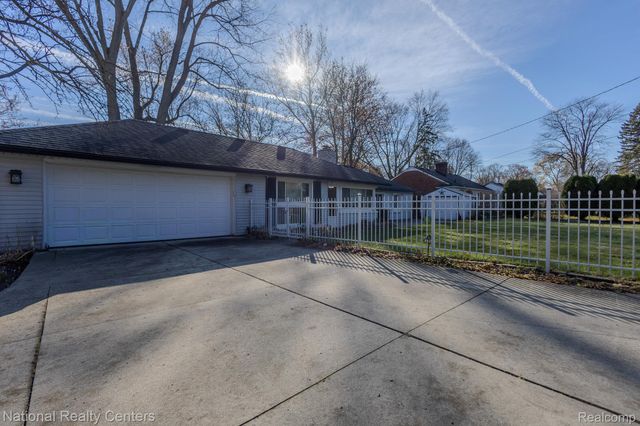 25002 Donald, Redford Charter Township, MI 48239