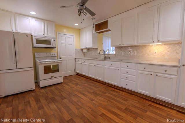 25002 Donald, Redford Charter Township, MI 48239