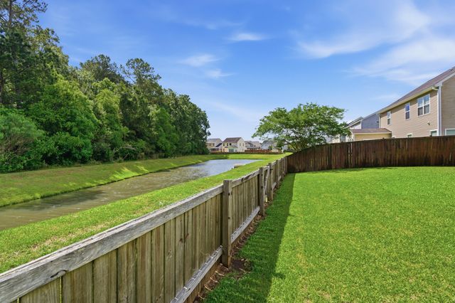 110 Vango Drive, Goose Creek, SC 29445
