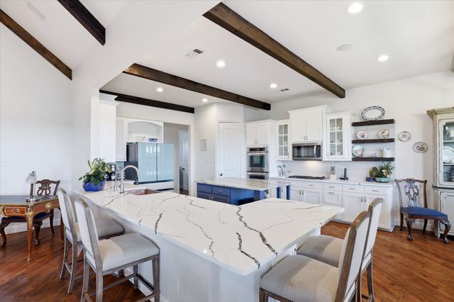 10040 Horseshoe Nail Road, Pilot Point, TX 76258