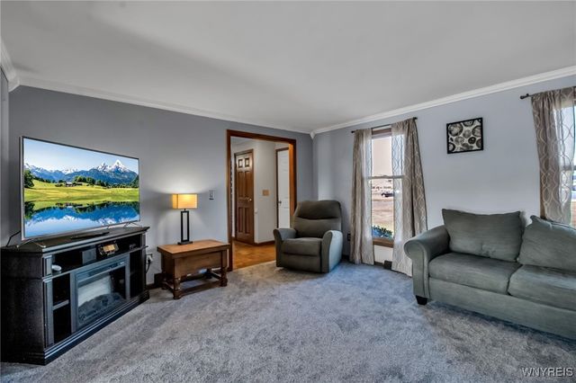 7218 Kinne Road, Lockport Town, NY 14094