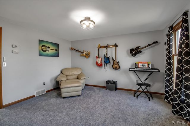 7218 Kinne Road, Lockport Town, NY 14094