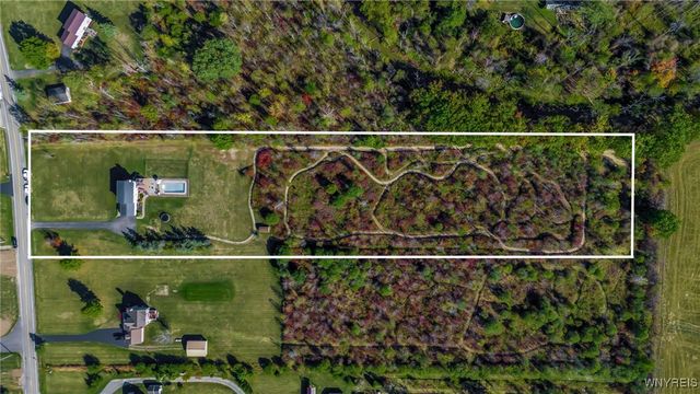 7218 Kinne Road, Lockport Town, NY 14094