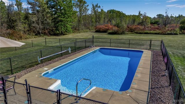 7218 Kinne Road, Lockport Town, NY 14094