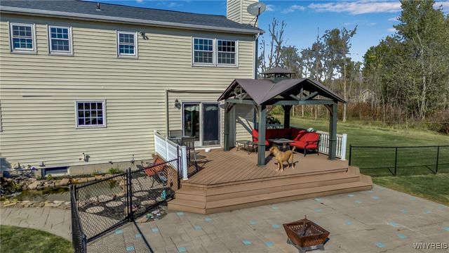 7218 Kinne Road, Lockport Town, NY 14094