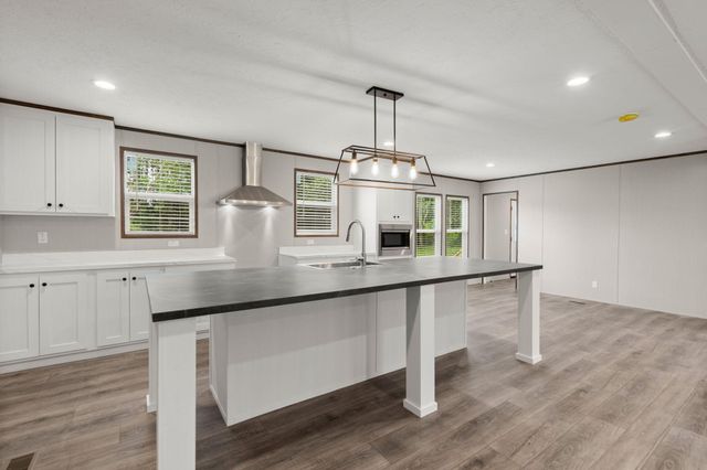 2978 Mudville Road, Cross, SC 29436