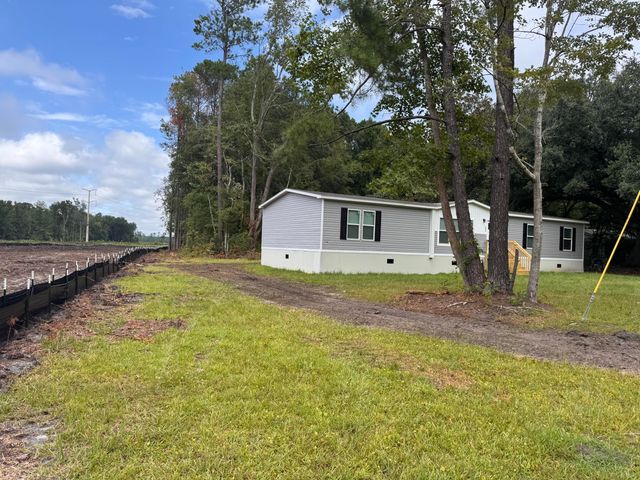 2978 Mudville Road, Cross, SC 29436