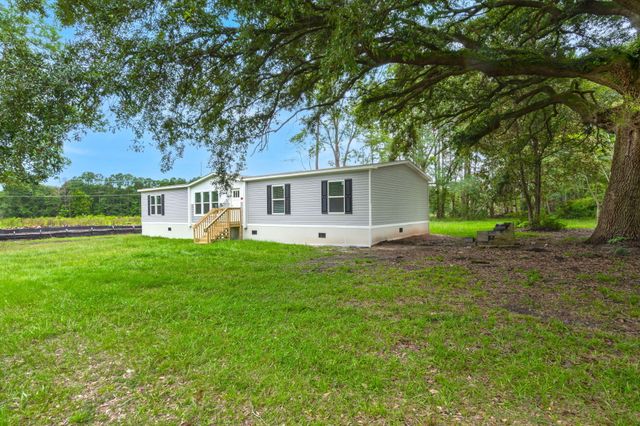 2978 Mudville Road, Cross, SC 29436