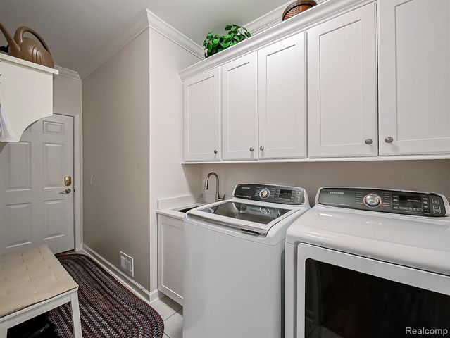 44415 Aspen Ridge Drive, Northville, MI 48168