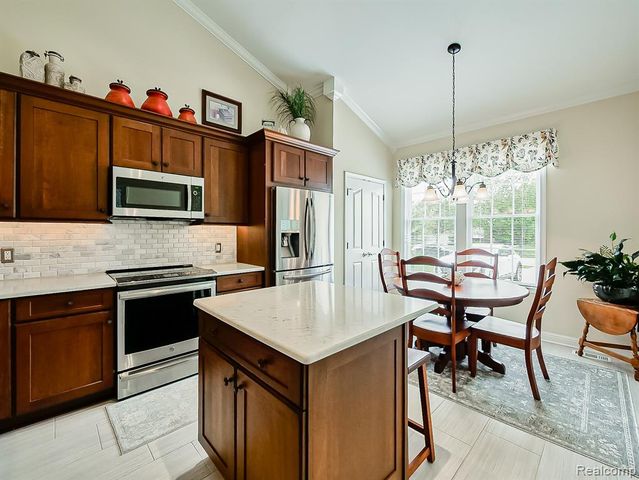 44415 Aspen Ridge Drive, Northville, MI 48168