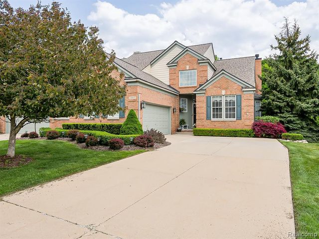 44415 Aspen Ridge Drive, Northville, MI 48168