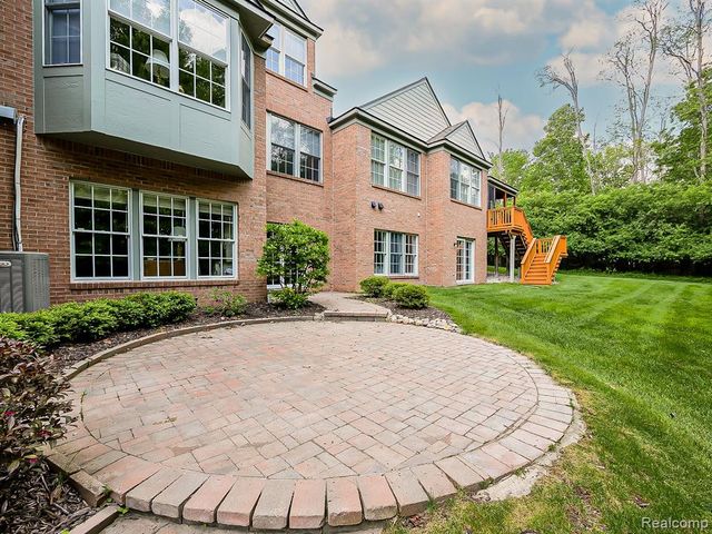 44415 Aspen Ridge Drive, Northville, MI 48168